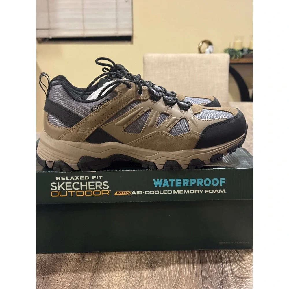 Skechers relaxed fit